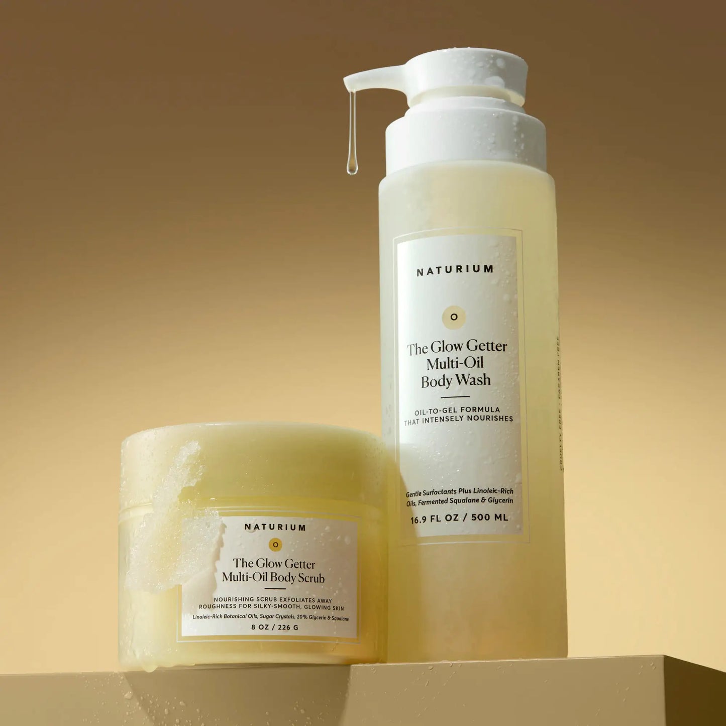 the-glow-getter-shower-bundle-l4 NATR_Glow_Getter_Scrub_Body_Wash.webp